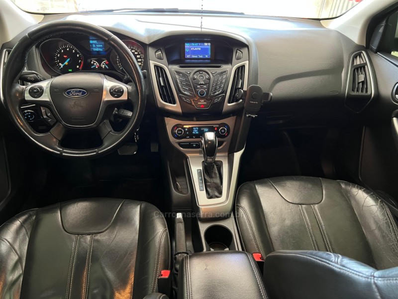 FOCUS 2.0 SE SEDAN 16V FLEX 4P AUTOMÁTICO - 2015 - CAXIAS DO SUL