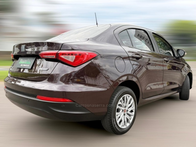 CRONOS 1.3 DRIVE 8V FLEX 4P MANUAL - 2022 - NOVO HAMBURGO
