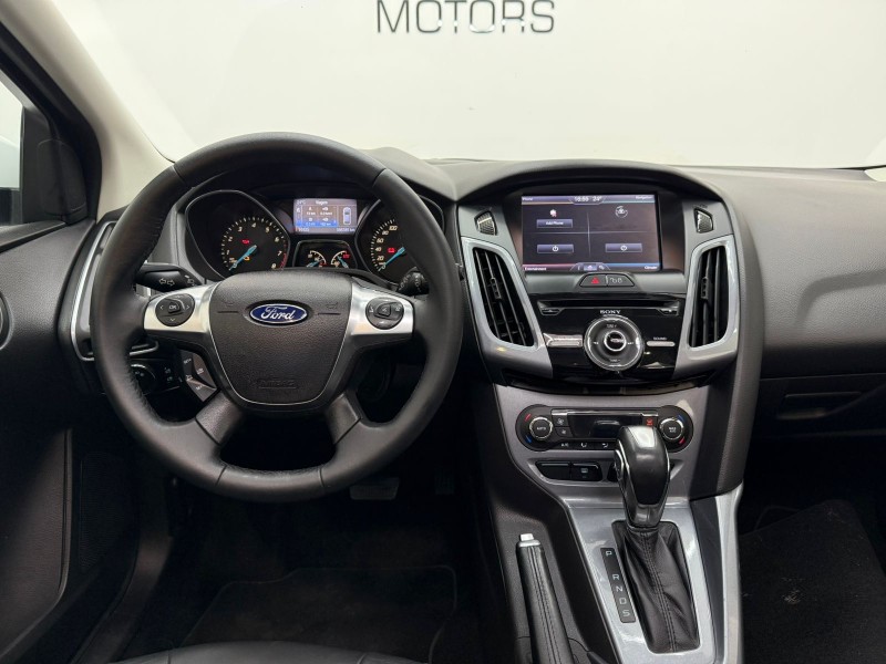 FOCUS 2.0 TITANIUM PLUS 16V FLEX 4P AUTOMÁTICO - 2014 - CAXIAS DO SUL