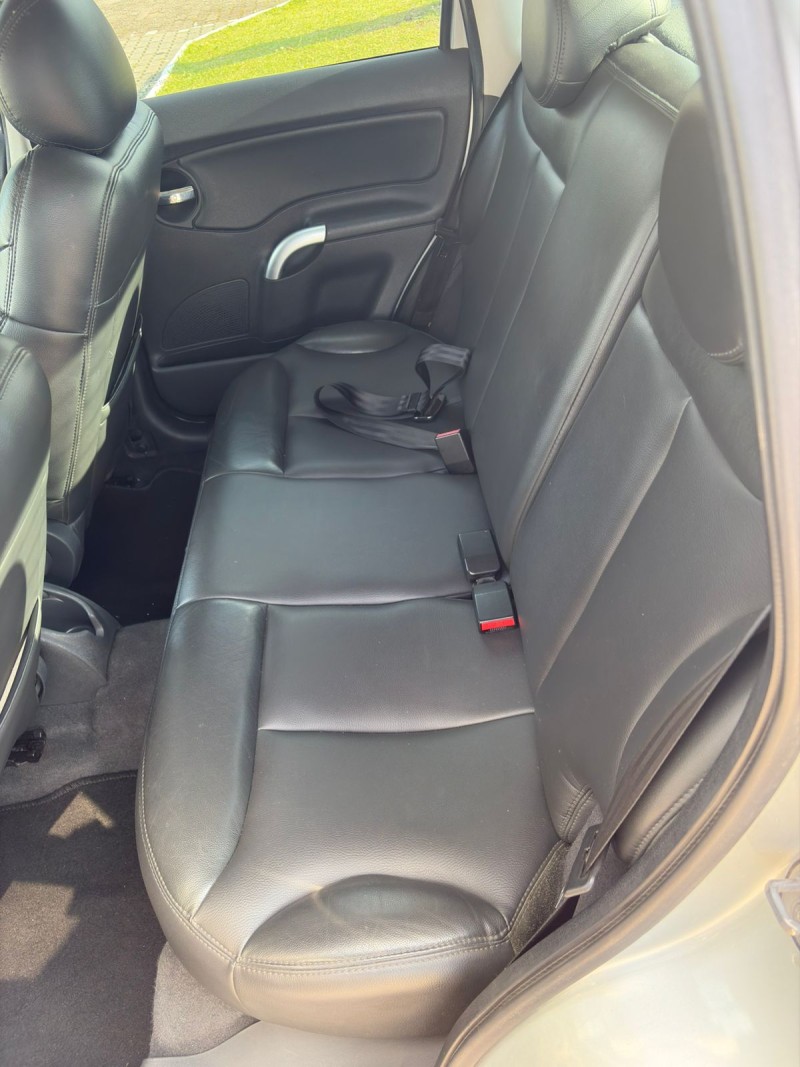 C3 1.4 I GLX 8V FLEX 4P MANUAL - 2010 - FARROUPILHA