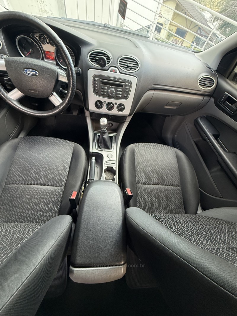 FOCUS 1.6 8V FLEX 4P MANUAL - 2012 - CAXIAS DO SUL
