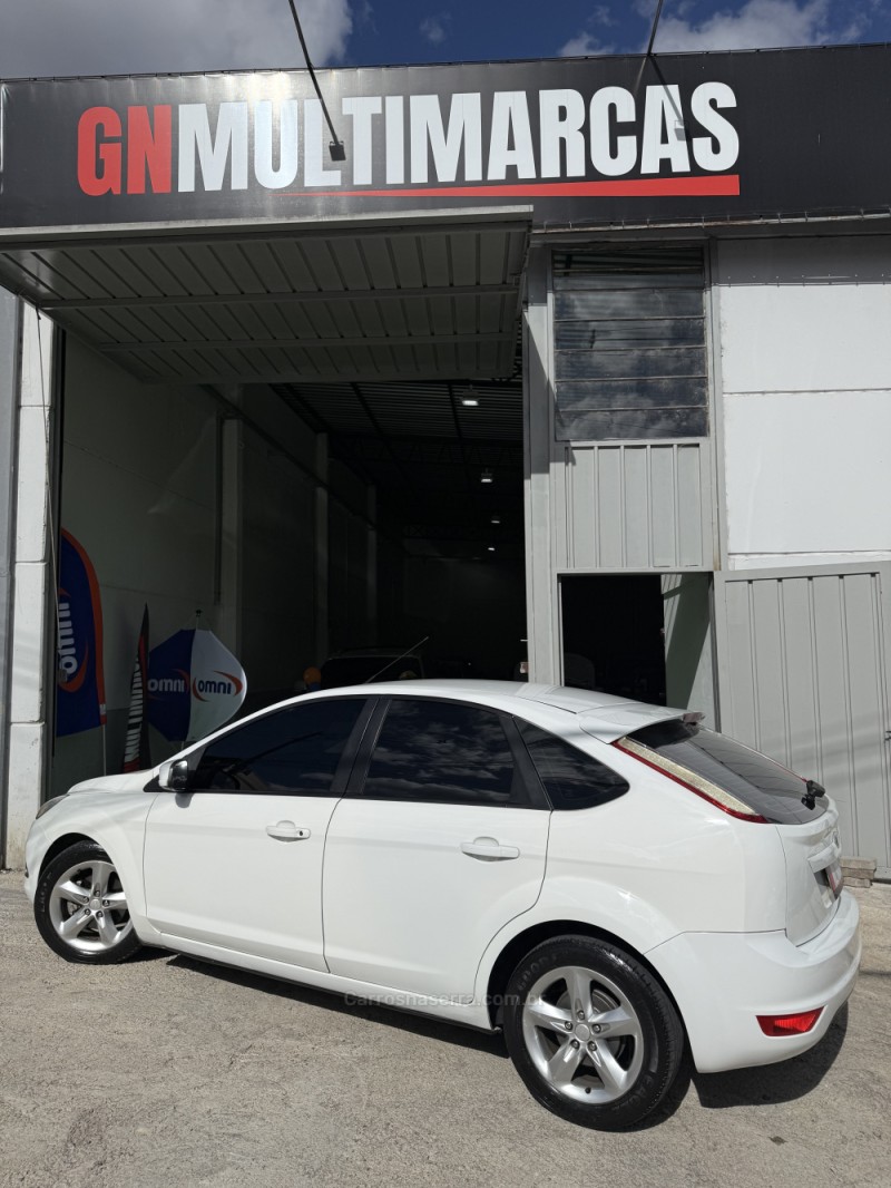 FOCUS 1.6 8V FLEX 4P MANUAL - 2012 - CAXIAS DO SUL