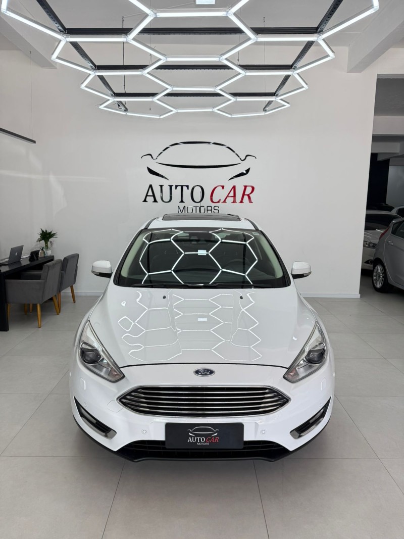 FOCUS 2.0 TITANIUM PLUS HATCH 16V FLEX 4P AUTO - 2016 - CAXIAS DO SUL