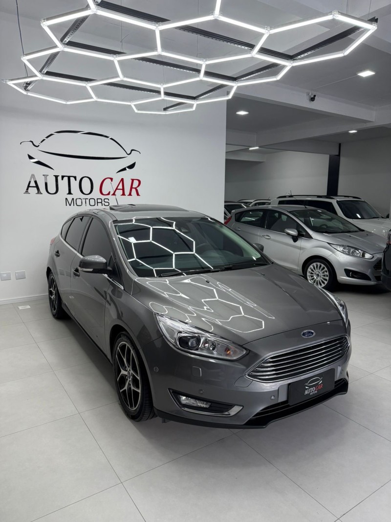 FOCUS 2.0 TITANIUM PLUS 16V FLEX 4P AUTOMÁTICO - 2018 - CAXIAS DO SUL