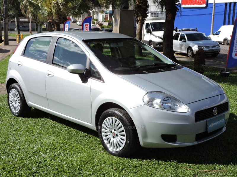 PUNTO 1.4 ATTRACTIVE 8V FLEX 4P MANUAL - 2011 - SãO MARCOS