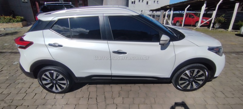 KICKS 1.6 16V FLEX SL PACK PLUS 4P XTRONIC - 2018 - FARROUPILHA