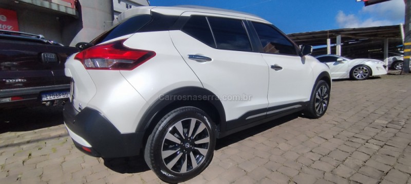 KICKS 1.6 16V FLEX SL PACK PLUS 4P XTRONIC - 2018 - FARROUPILHA