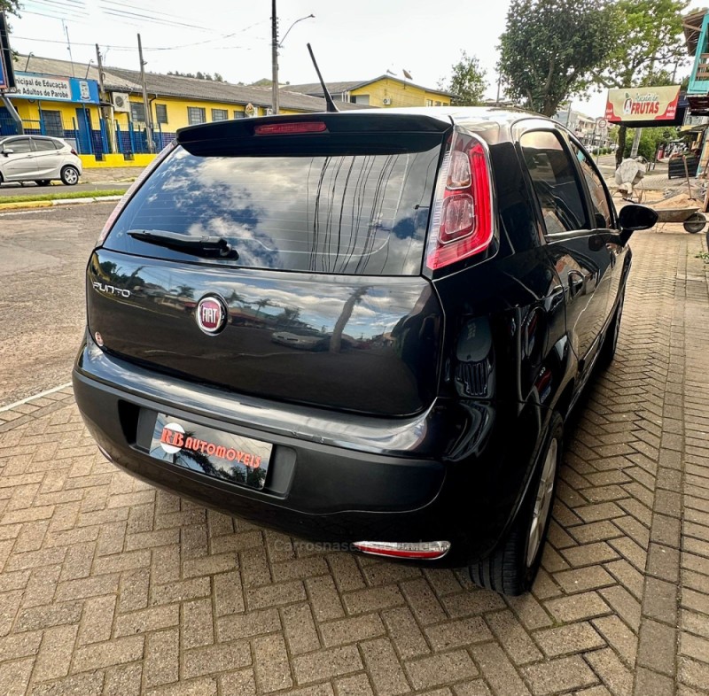 PUNTO 1.4 ATTRACTIVE 8V FLEX 4P MANUAL - 2014 - PAROBé