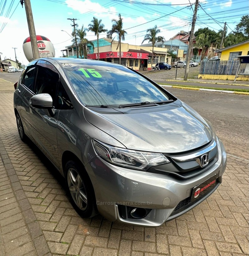 FIT 1.5 LX 16V FLEX 4P MANUAL - 2015 - PAROBé