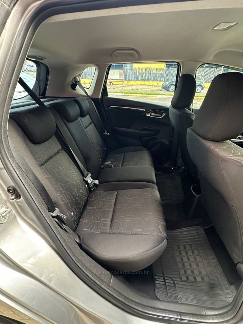 FIT 1.5 LX 16V FLEX 4P MANUAL - 2015 - PAROBé