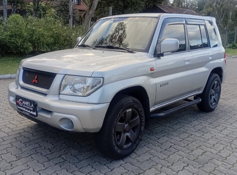 pajero tr4 2.0 4x4 16v 131cv gasolina 4p automatico 2003 canela