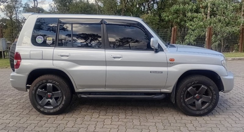 PAJERO TR4 2.0 4X4 16V 131CV GASOLINA 4P AUTOMÁTICO - 2003 - CANELA
