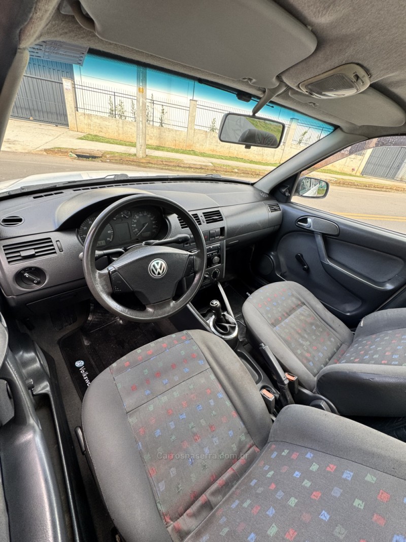 SAVEIRO 1.6 MI CS 8V GASOLINA 2P MANUAL G.III - 2002 - CAXIAS DO SUL