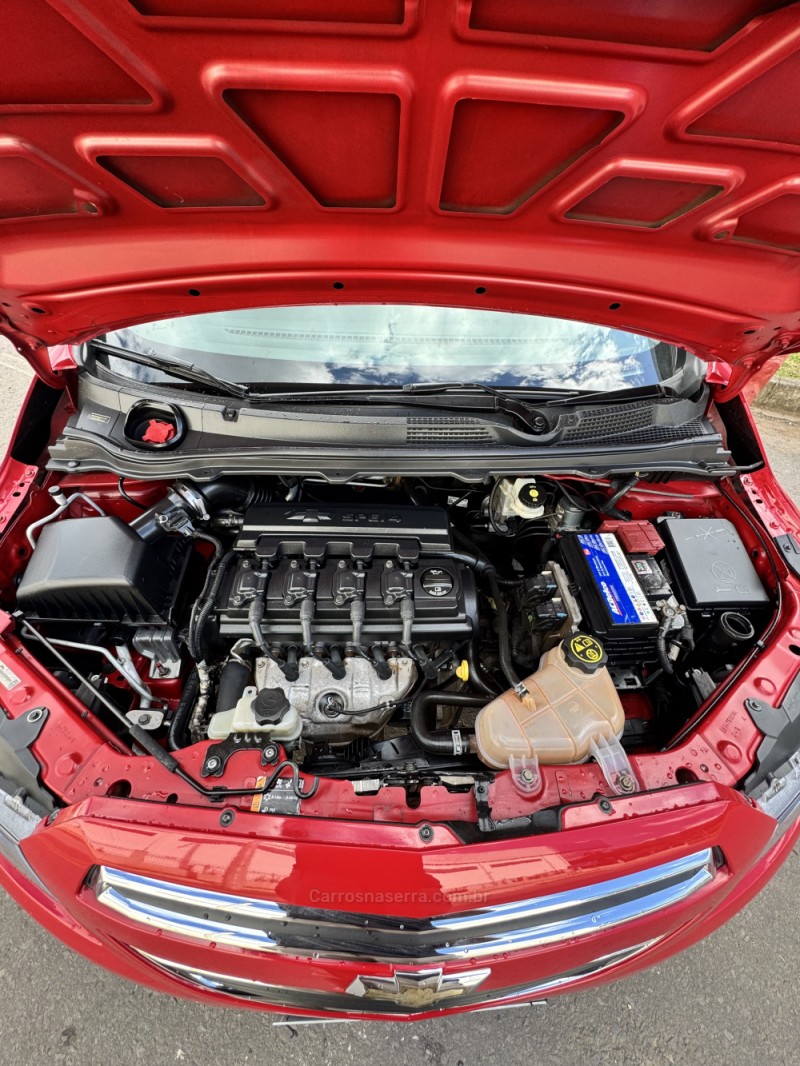 ONIX 1.4 MPFI LT 8V FLEX 4P MANUAL - 2014 - CAXIAS DO SUL