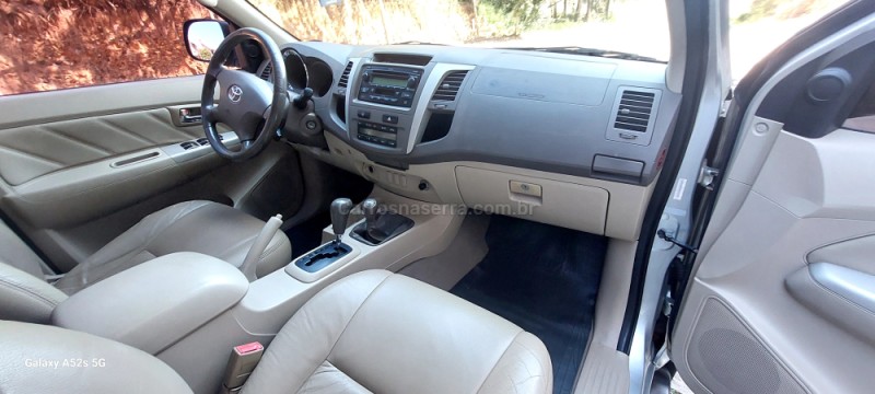HILUX SW4 3.0 4X4 8V TURBO DIESEL 4P MANUAL - 2008 - FARROUPILHA