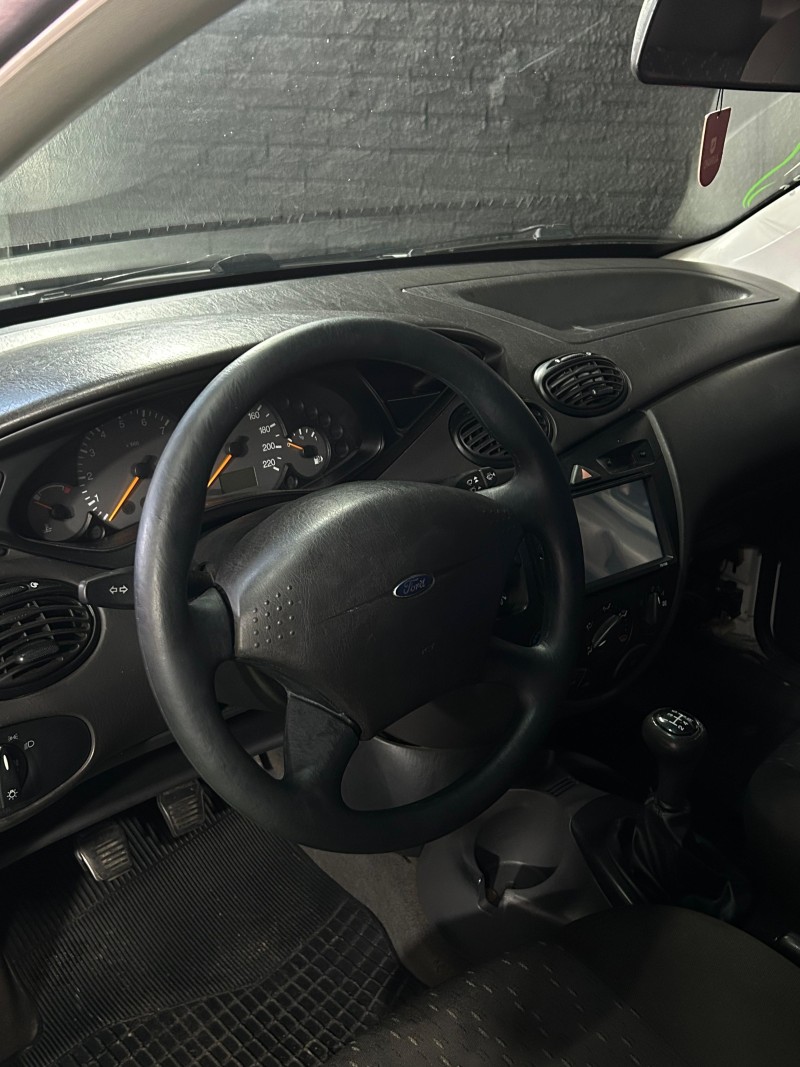FOCUS 1.6 SE 8V FLEX 4P MANUAL - 2005 - FELIZ