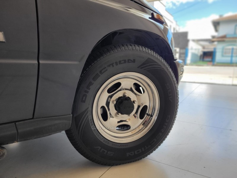 VITARA 1.6 JLX METAL TOP 4X4 8V GASOLINA 2P MANUAL - 1995 - CANELA