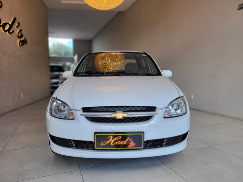 CLASSIC 1.0 MPFI VHCE 8V FLEX 4P MANUAL - 2011 - CANELA
