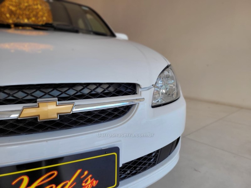 CLASSIC 1.0 MPFI VHCE 8V FLEX 4P MANUAL - 2011 - CANELA