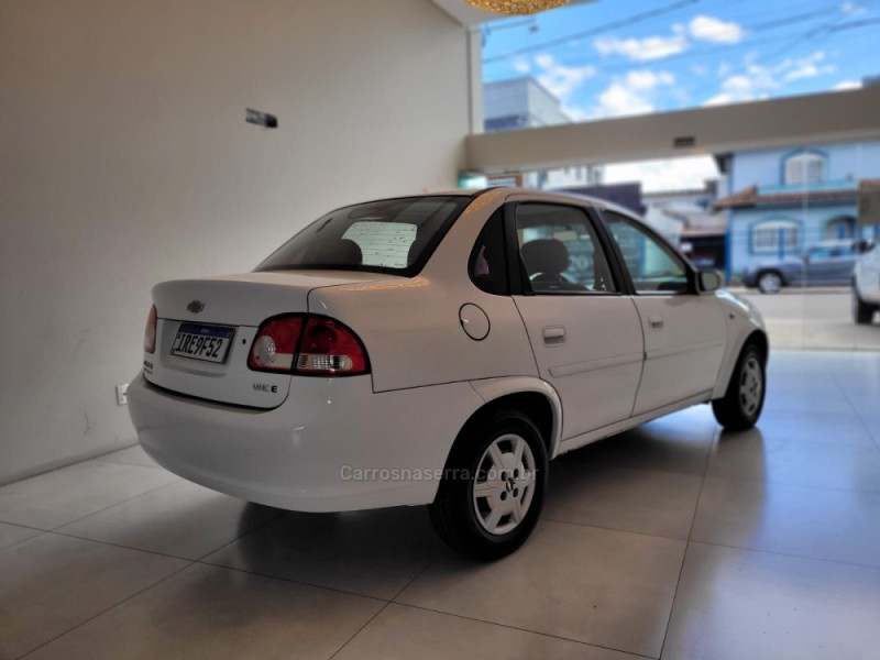 CLASSIC 1.0 MPFI VHCE 8V FLEX 4P MANUAL - 2011 - CANELA