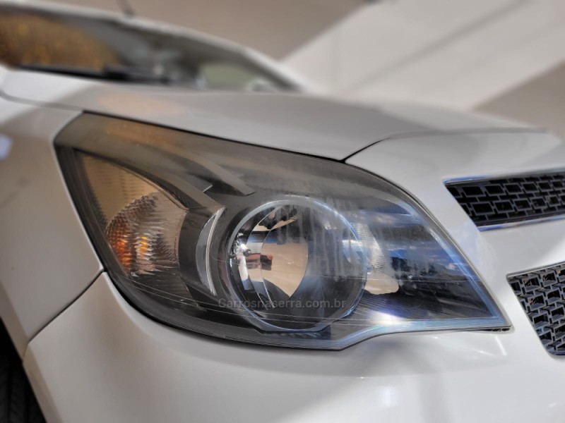 AGILE 1.4 MPFI LTZ 8V FLEX 4P MANUAL - 2013 - CANELA