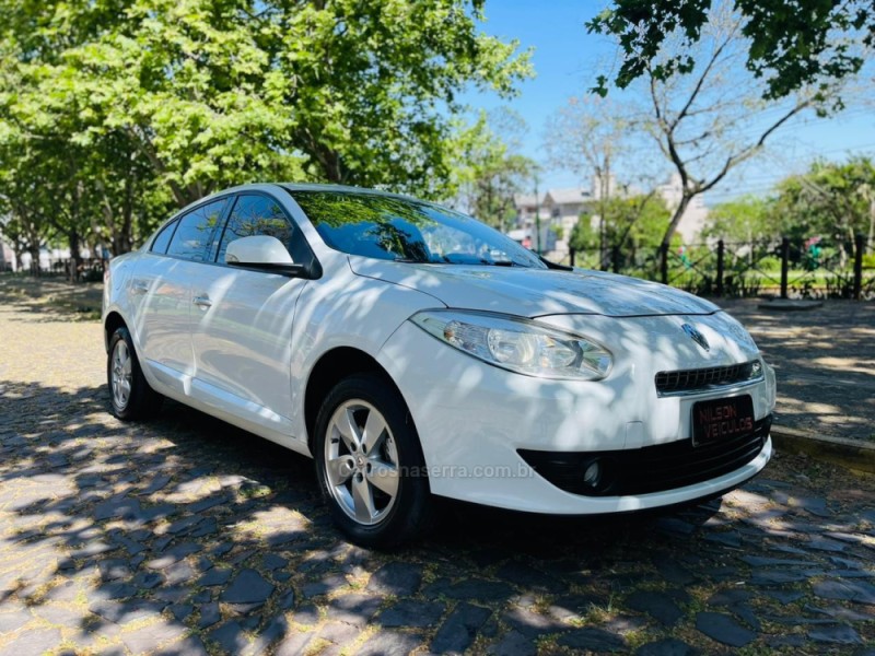 FLUENCE 2.0 DYNAMIQUE 16V FLEX 4P MANUAL - 2013 - NOVO HAMBURGO