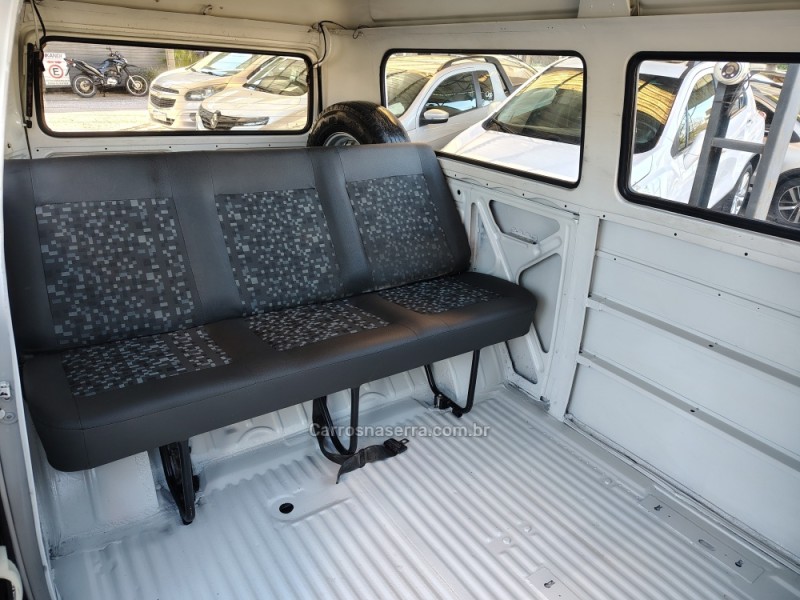 KOMBI 1.4 MI STD LOTAÇÃO 8V FLEX 3P MANUAL - 2014 - CAXIAS DO SUL