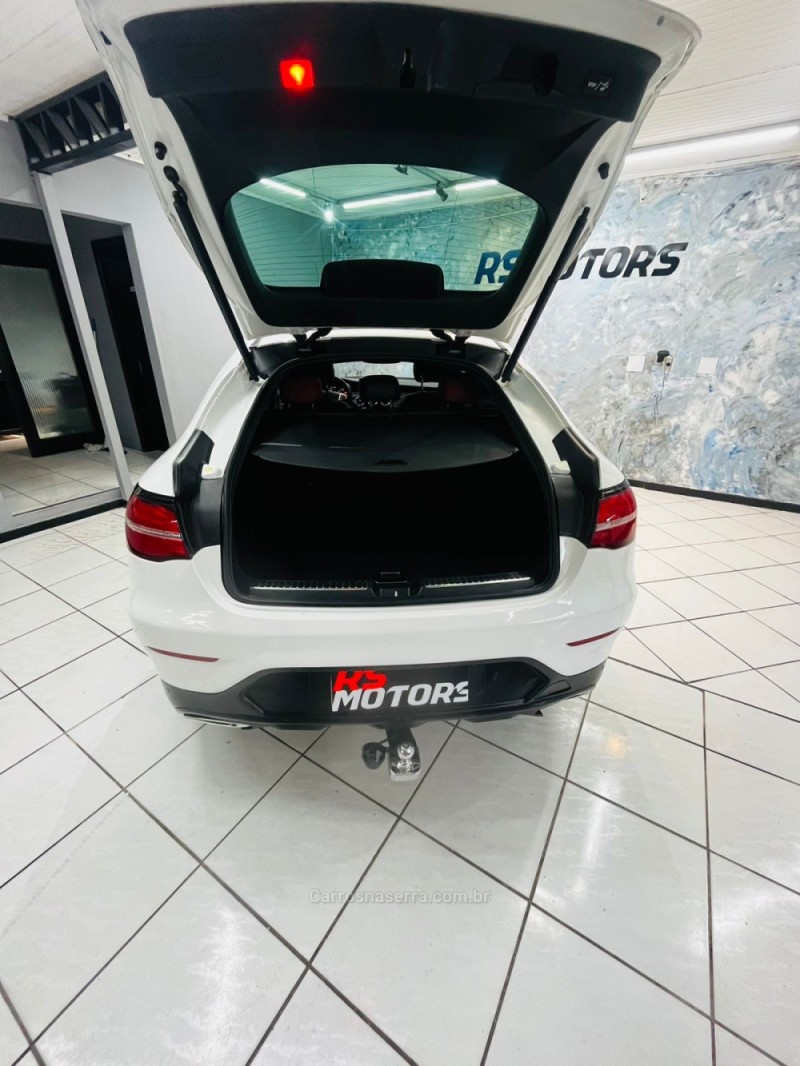 GLC 250 2.0 TURBO 16V COUPE 4X4 AUTOMÁTICO - 2017 - CAXIAS DO SUL