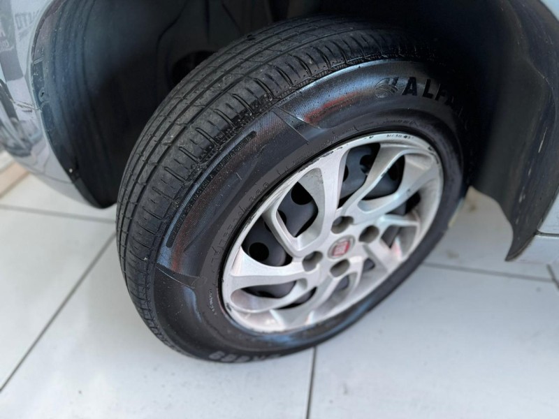 UNO 1.0 EVO VIVACE 8V FLEX 4P MANUAL - 2013 - CAXIAS DO SUL