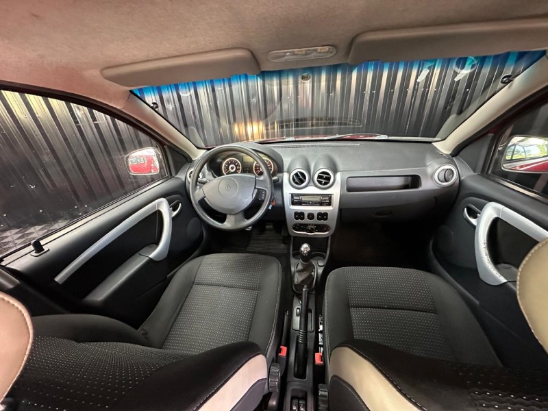 SANDERO 1.6 STEPWAY 16V DYNAMIQUE FLEX 4P MANUAL - 2011 - CAXIAS DO SUL