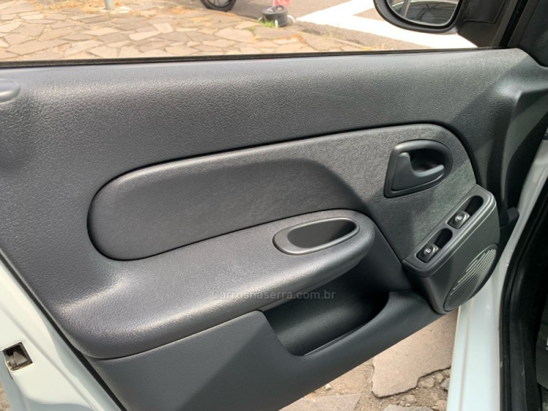 CLIO 1.0 EXPRESSION 16V HI-FLEX 4P MANUAL - 2015 - CAXIAS DO SUL