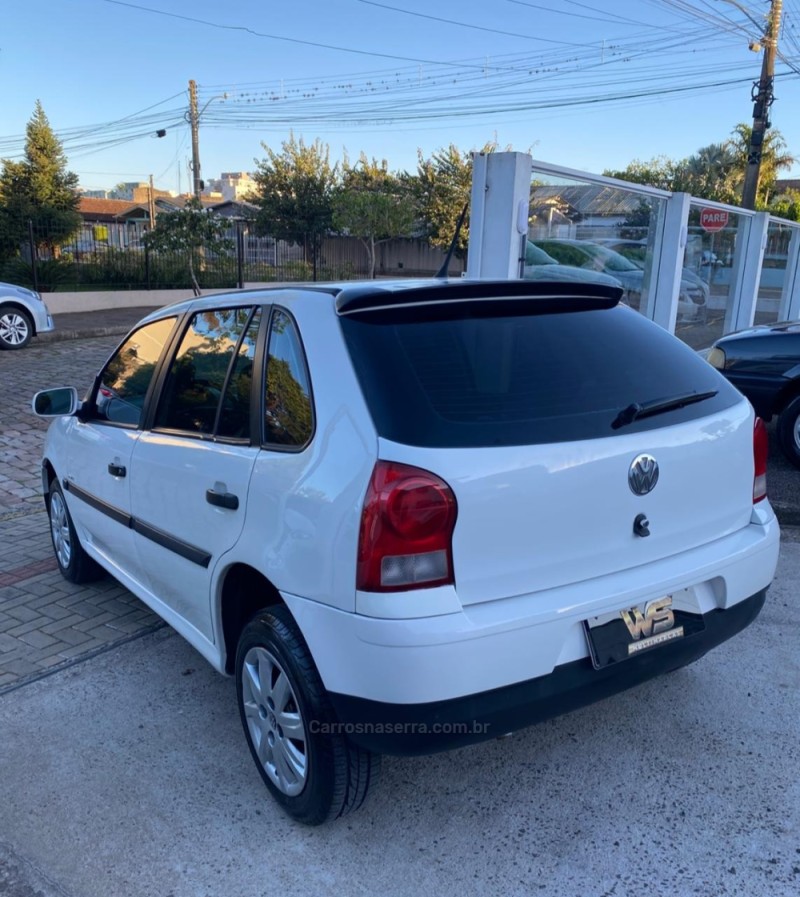 GOL 1.6 MI 8V FLEX 4P MANUAL G.VI - 2006 - VENâNCIO AIRES