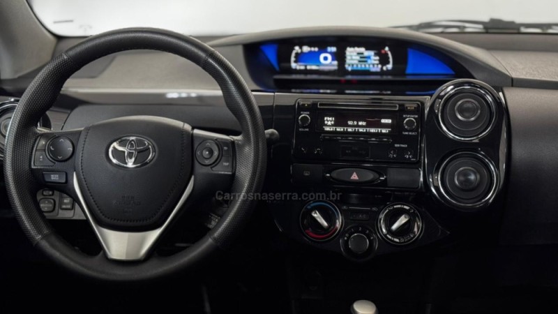 ETIOS 1.5 XS SEDAN 16V FLEX 4P AUTOMÁTICO - 2018 - ESTâNCIA VELHA