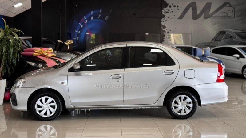 ETIOS 1.5 XS SEDAN 16V FLEX 4P AUTOMÁTICO - 2018 - ESTâNCIA VELHA
