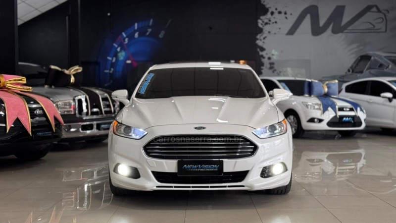 FUSION 2.0 TITANIUM FWD 16V GASOLINA 4P AUTOMÁTICO - 2014 - ESTâNCIA VELHA