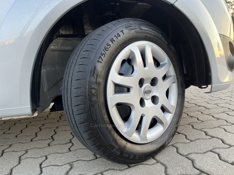 FIESTA 1.0 ROCAM SE 8V FLEX 4P MANUAL - 2014 - CAXIAS DO SUL
