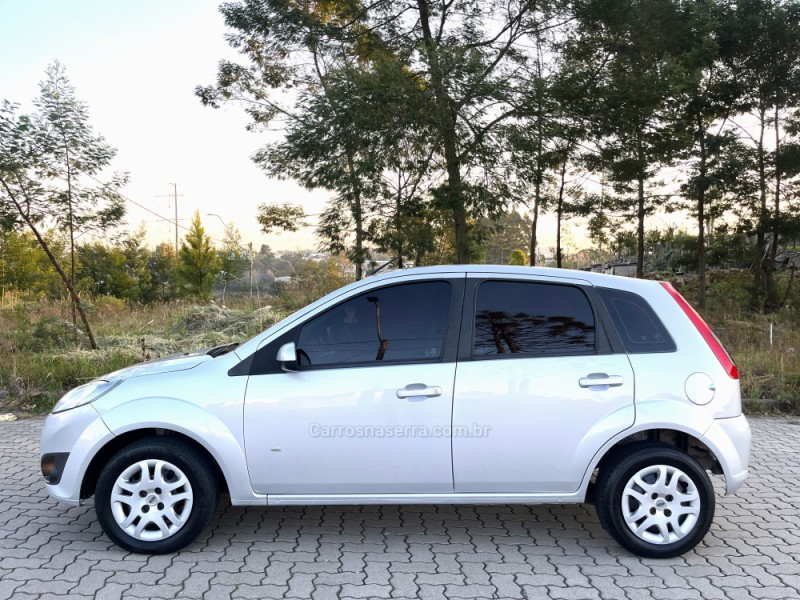 FIESTA 1.0 ROCAM SE 8V FLEX 4P MANUAL - 2014 - CAXIAS DO SUL