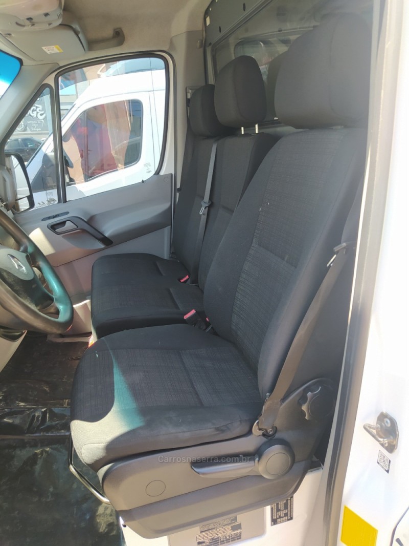 SPRINTER 2.2 FURGÃO 415 LONGO TETO BAIXO DIESEL 3P MANUAL - 2018 - BENTO GONçALVES