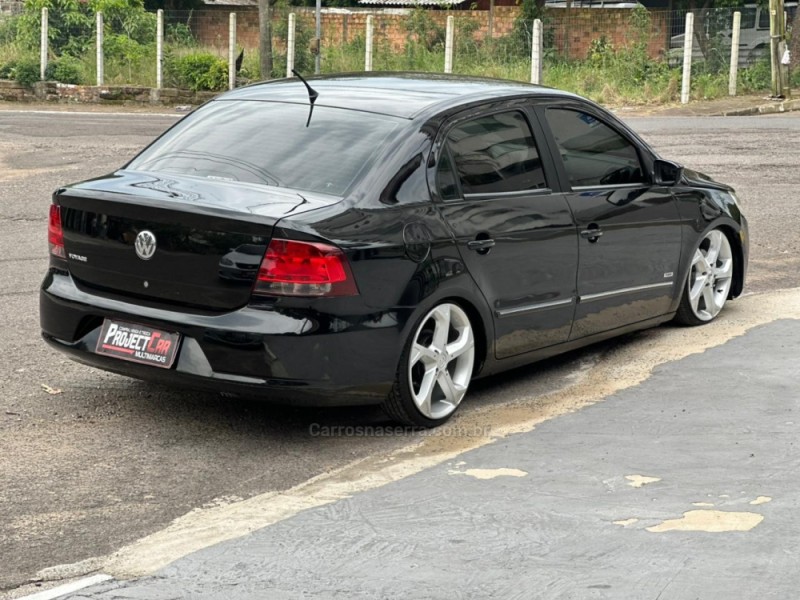 VOYAGE 1.0 MI 8V FLEX 4P MANUAL - 2011 - NOVO HAMBURGO