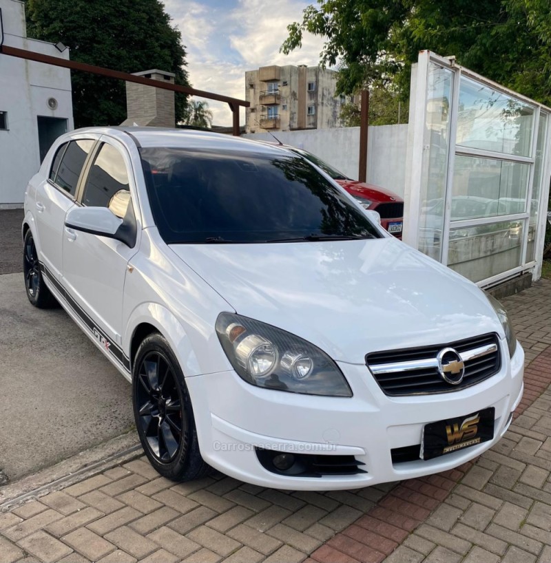 VECTRA 2.0 MPFI GT-X HATCH 8V FLEX 4P MANUAL - 2009 - VENâNCIO AIRES