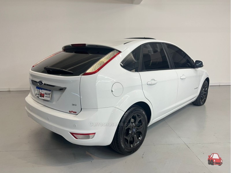 FOCUS 2.0 TITANIUM HATCH 16V FLEX 4P MANUAL - 2012 - CAXIAS DO SUL