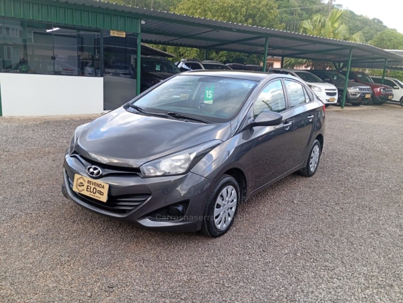 HB20S 1.6 COMFORT PLUS 16V FLEX 4P MANUAL