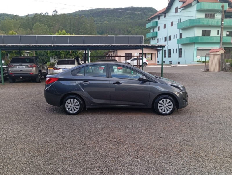 HB20S 1.6 COMFORT PLUS 16V FLEX 4P MANUAL - 2015 - PICADA CAFé