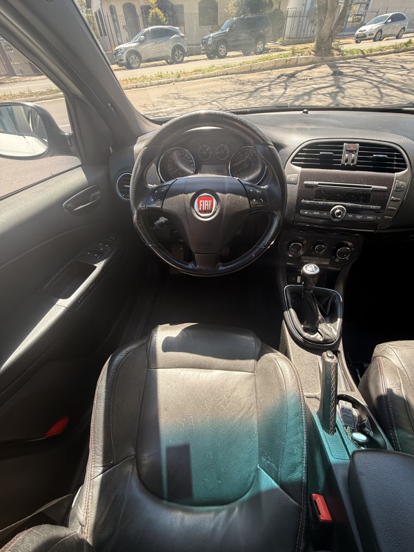 BRAVO 1.8 SPORTING 16V FLEX 4P MANUAL - 2014 - FARROUPILHA