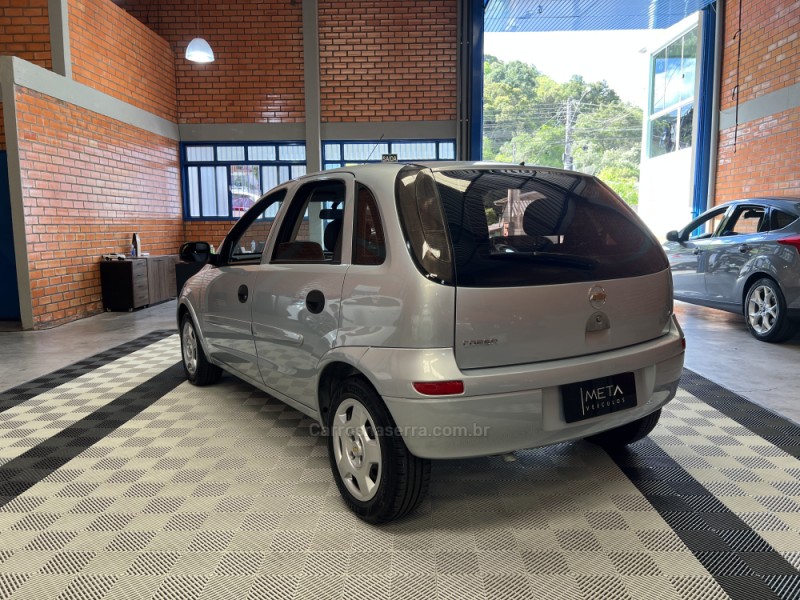 CORSA 1.4 MPFI MAXX 8V FLEX 4P MANUAL - 2011 - BENTO GONçALVES