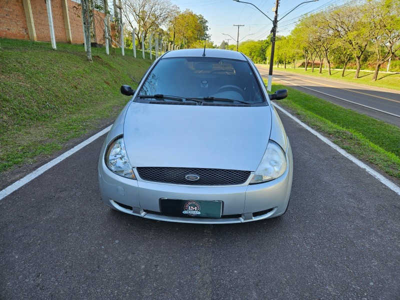 KA 1.0 MPI GL 8V GASOLINA 2P MANUAL - 2004 - VENâNCIO AIRES