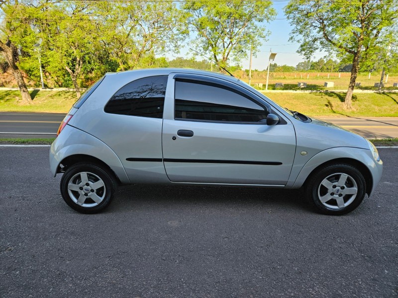 KA 1.0 MPI GL 8V GASOLINA 2P MANUAL - 2004 - VENâNCIO AIRES