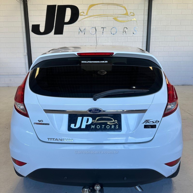 FIESTA 1.6 TITANIUM HATCH 16V FLEX 4P AUTOMÁTICO - 2016 - NOVO HAMBURGO