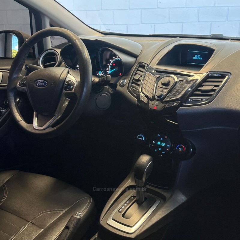FIESTA 1.6 TITANIUM HATCH 16V FLEX 4P AUTOMÁTICO - 2016 - NOVO HAMBURGO