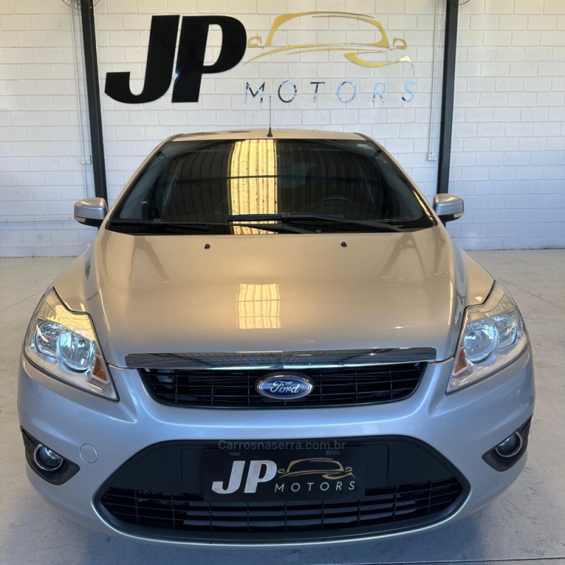 FOCUS 1.6 8V GASOLINA 4P MANUAL - 2012 - NOVO HAMBURGO
